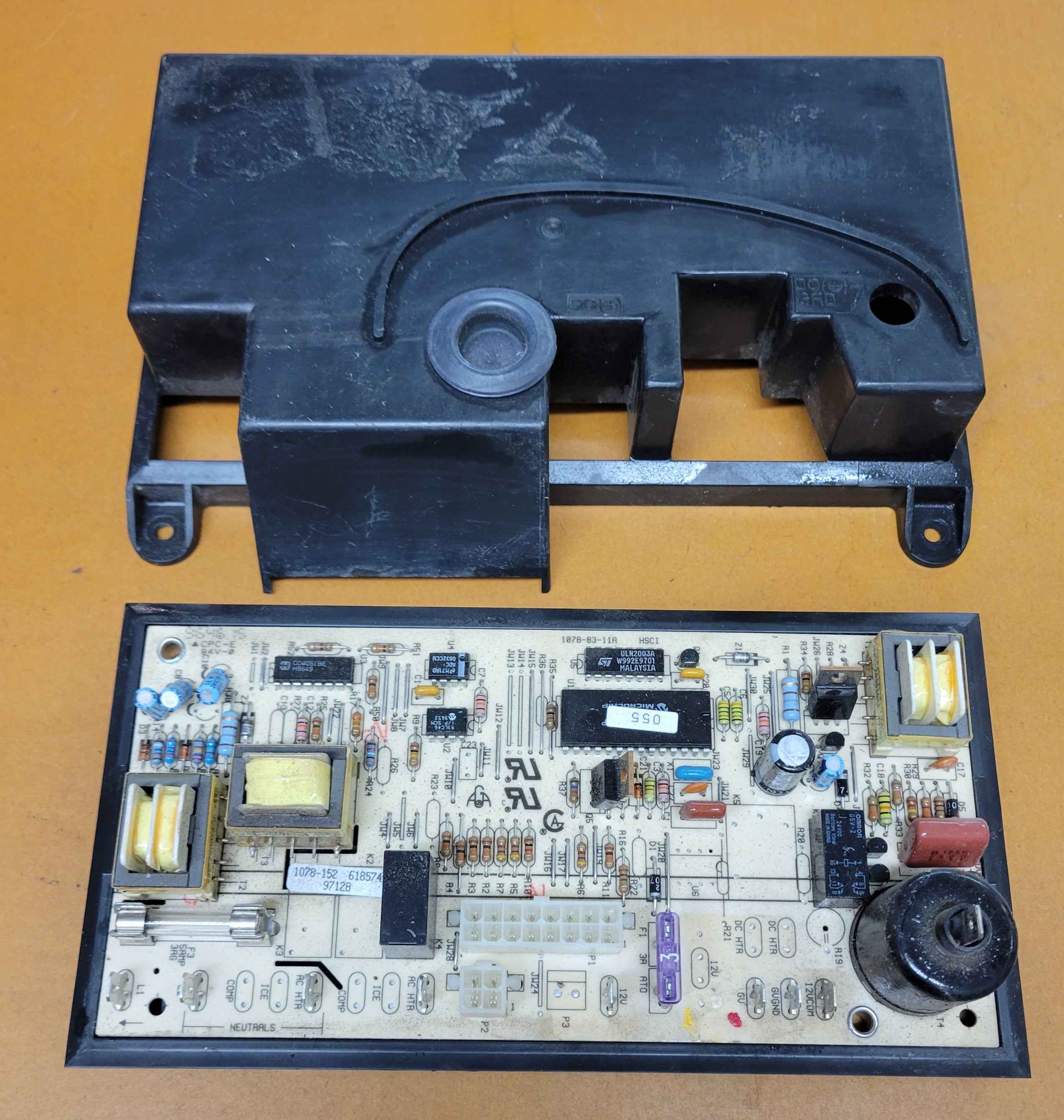 Norcold 618574 RV Refrigerator Control Board For 900, 9100, Early 1200