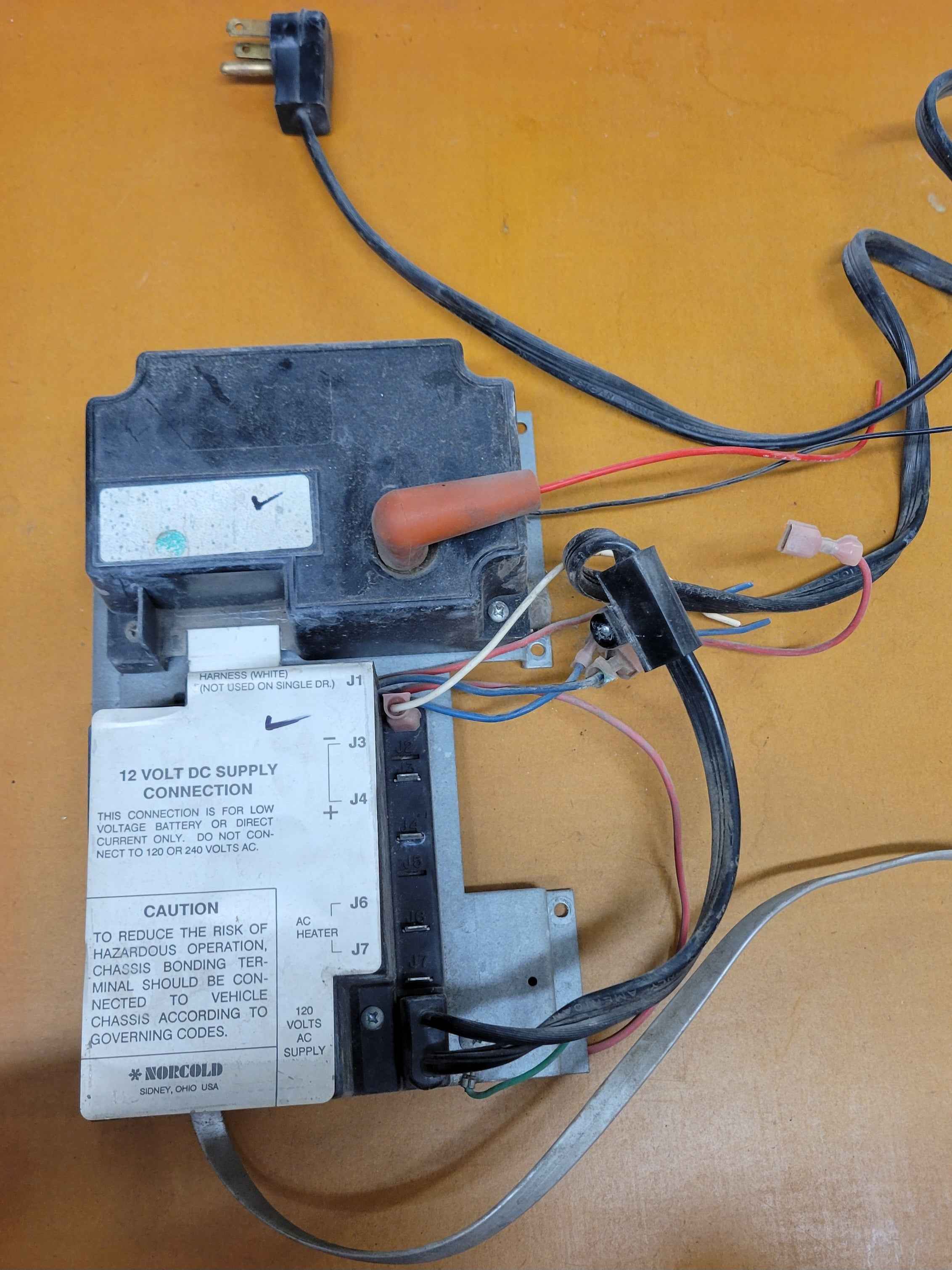 Used Norcold Fridge Control Board and Ignitor – Tested
