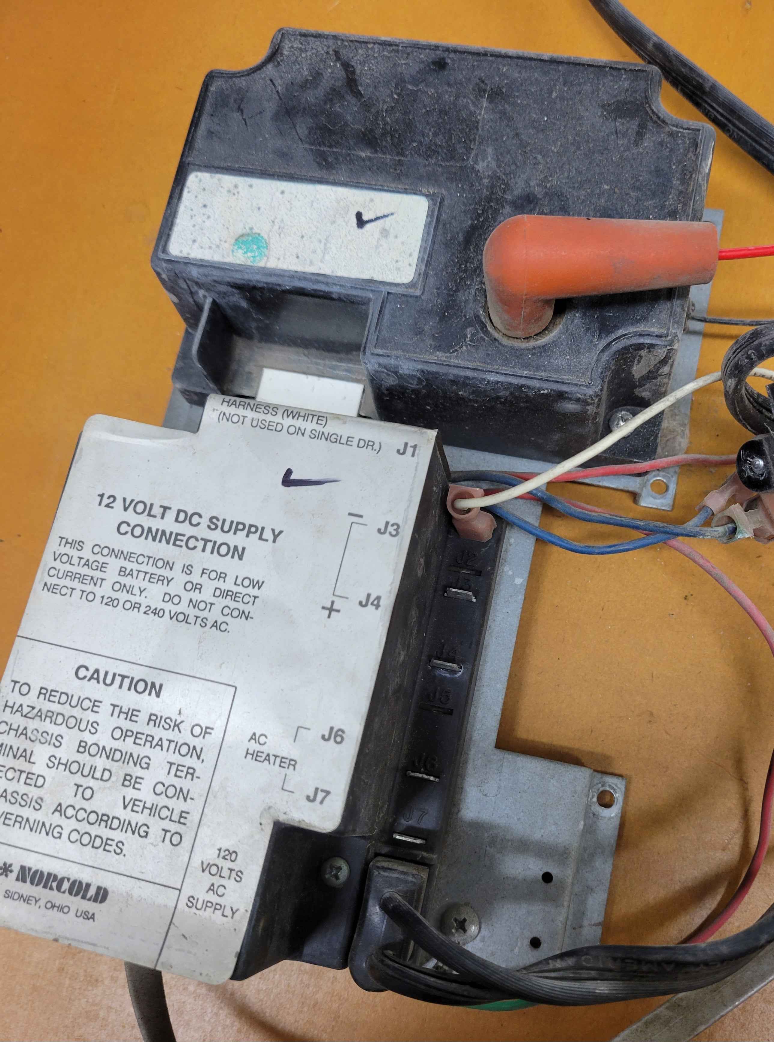 Used Norcold Fridge Control Board and Ignitor – Tested