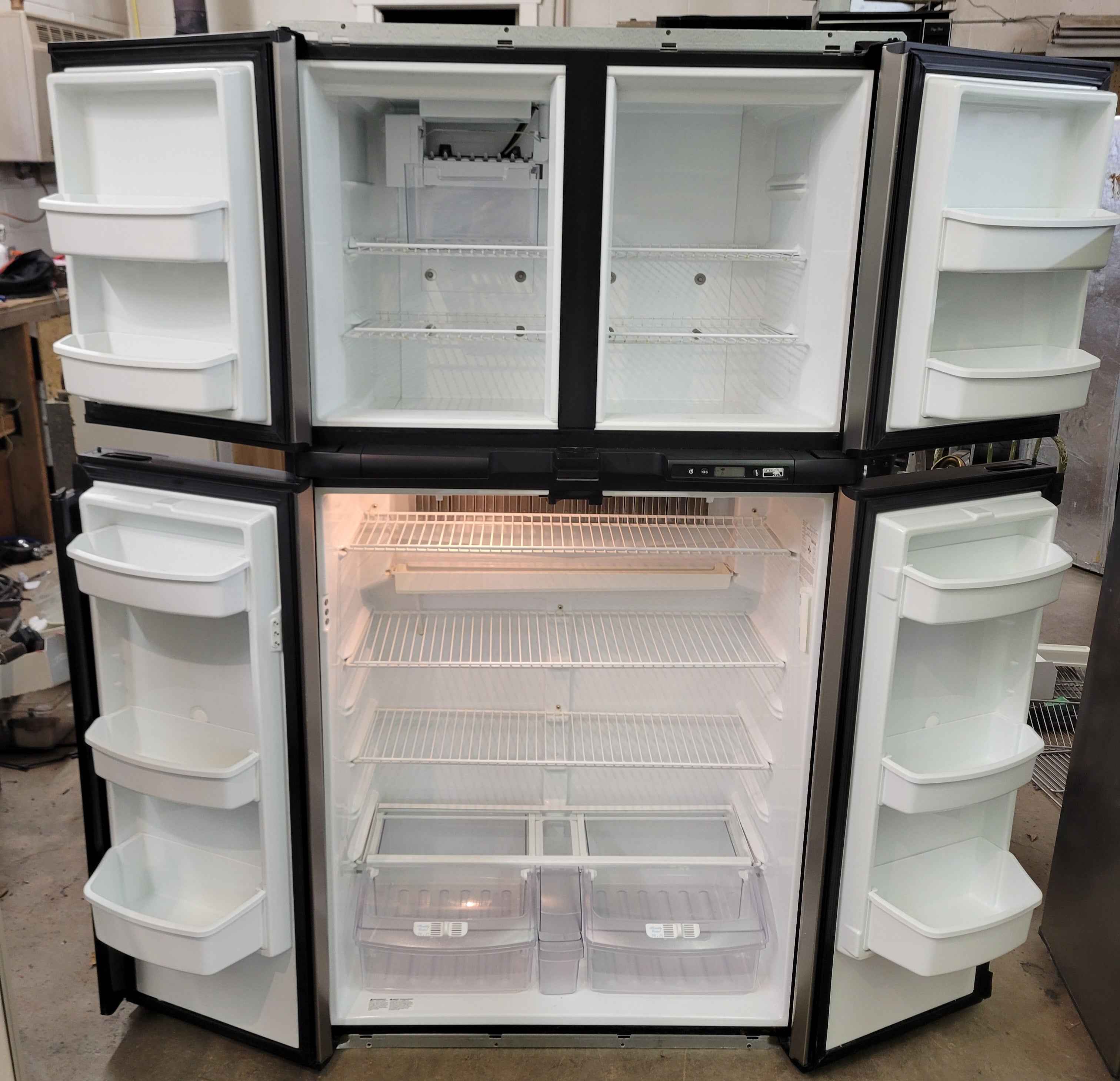 Norcold 2118 Double Door RV Fridge – 18 cu. ft.