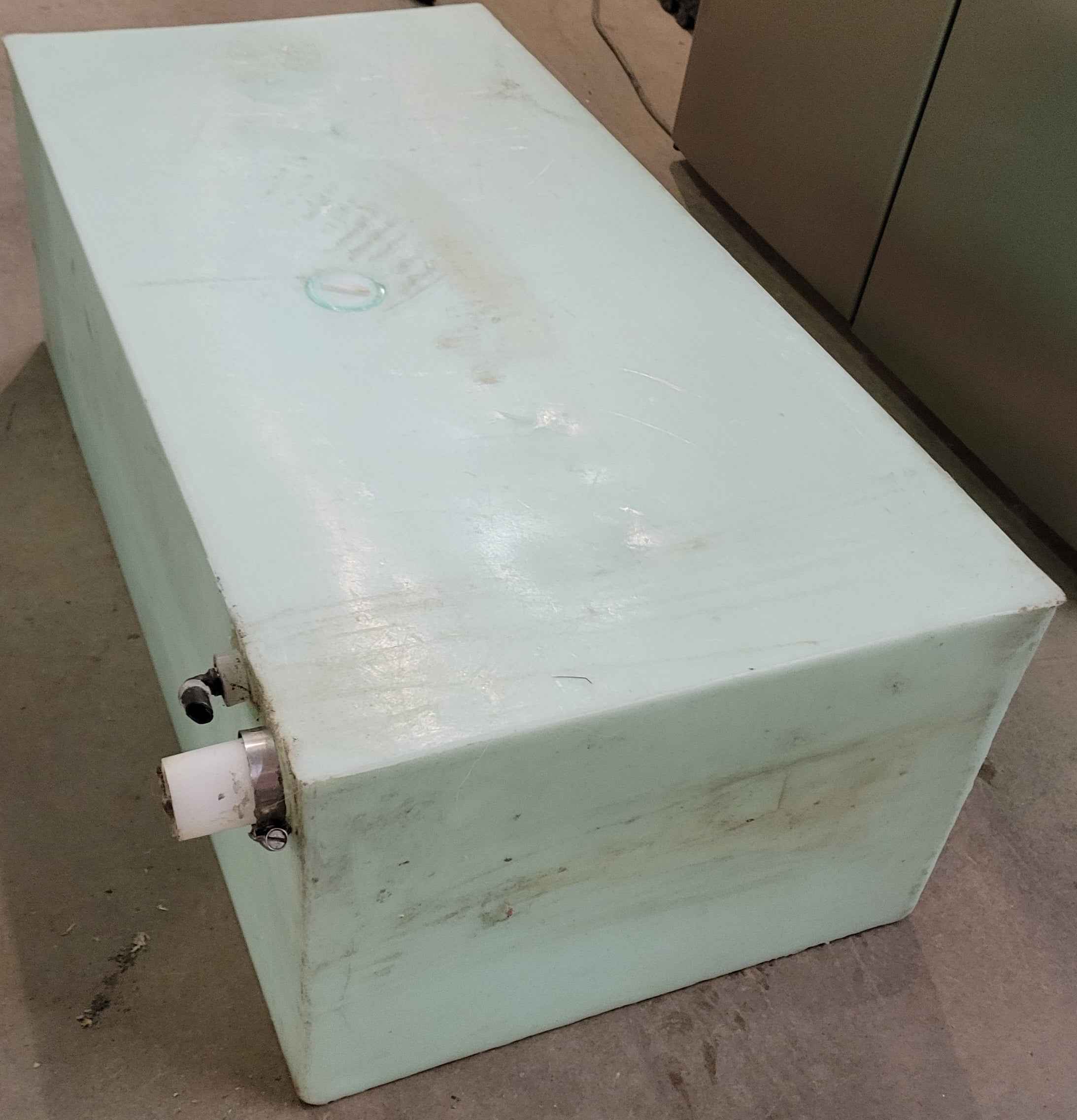 30 Gallon RV Fresh Water Tank – 34" x 17 5/8" x 12"