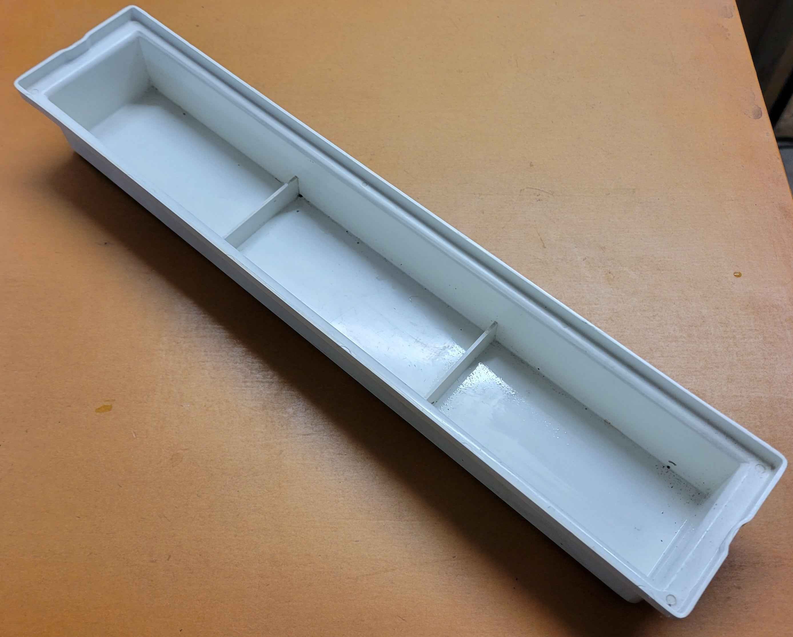 Dometic White Drip Tray – OEM RM Series 2007507011 / 2007507003