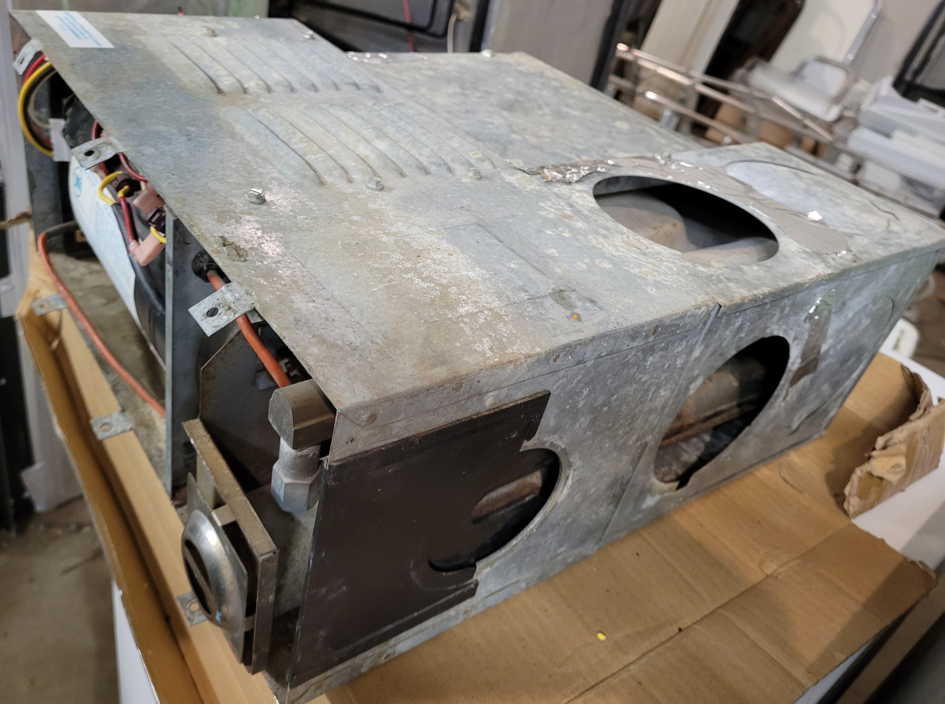 Hydroflame 25,000 BTU Forced Air RV Furnace – Model 8525-II