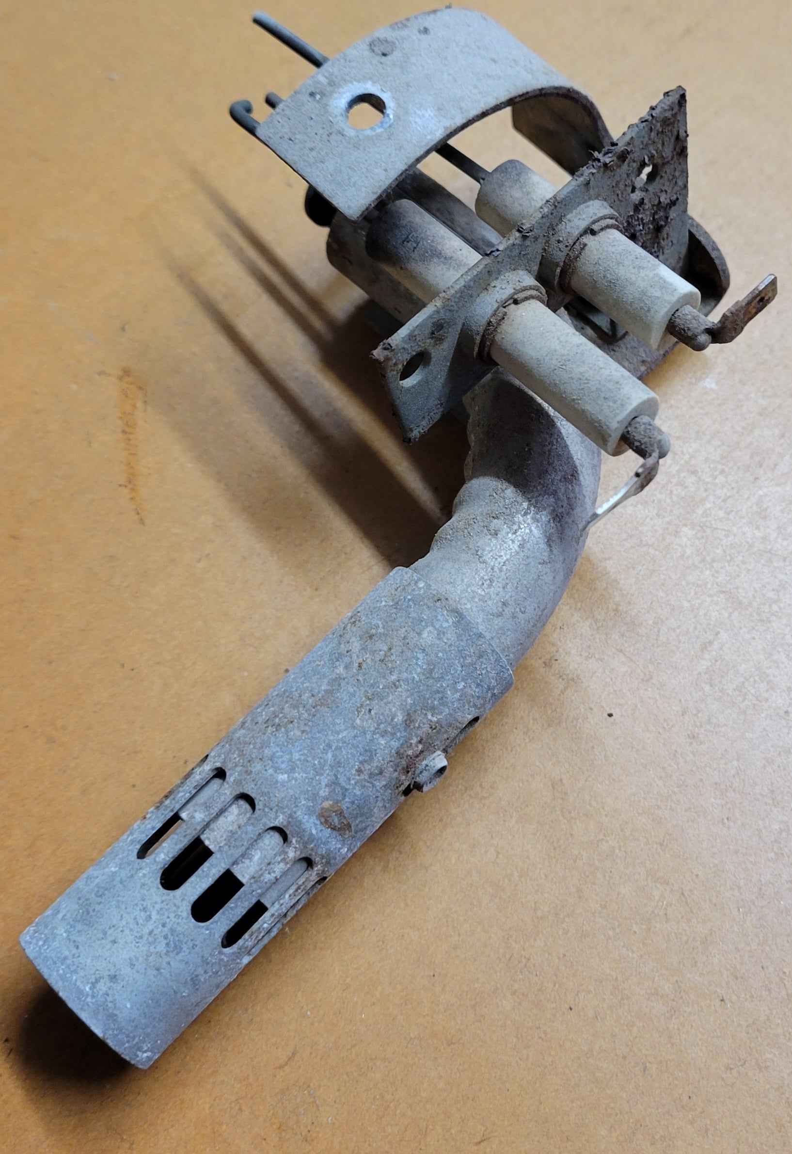 Atwood GH6-4E RV Water Heater Burner & Electrode Assembly