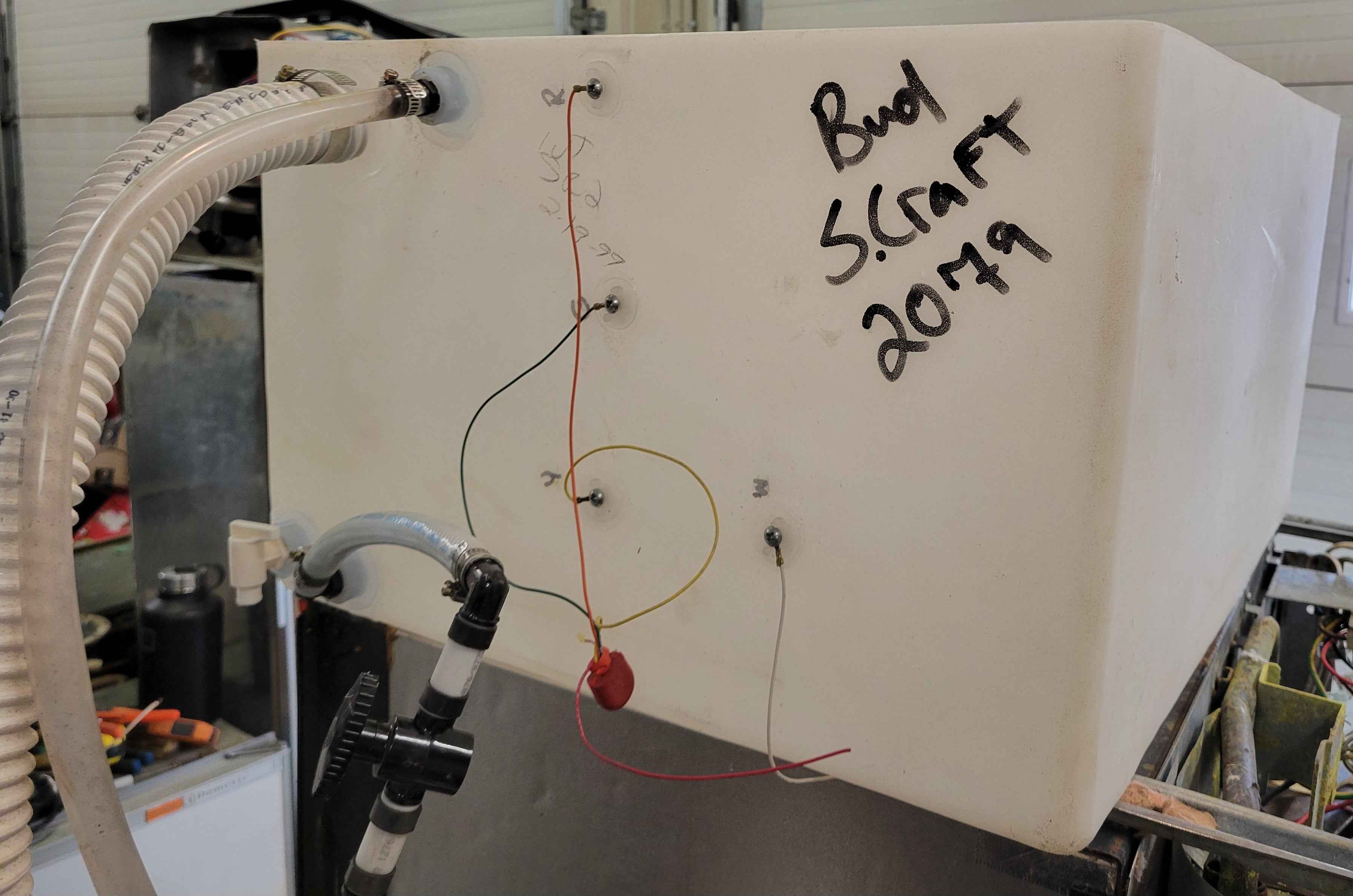 RV Fresh Water Tank 27 Gallon – 24" x 20" x 13-1/8"