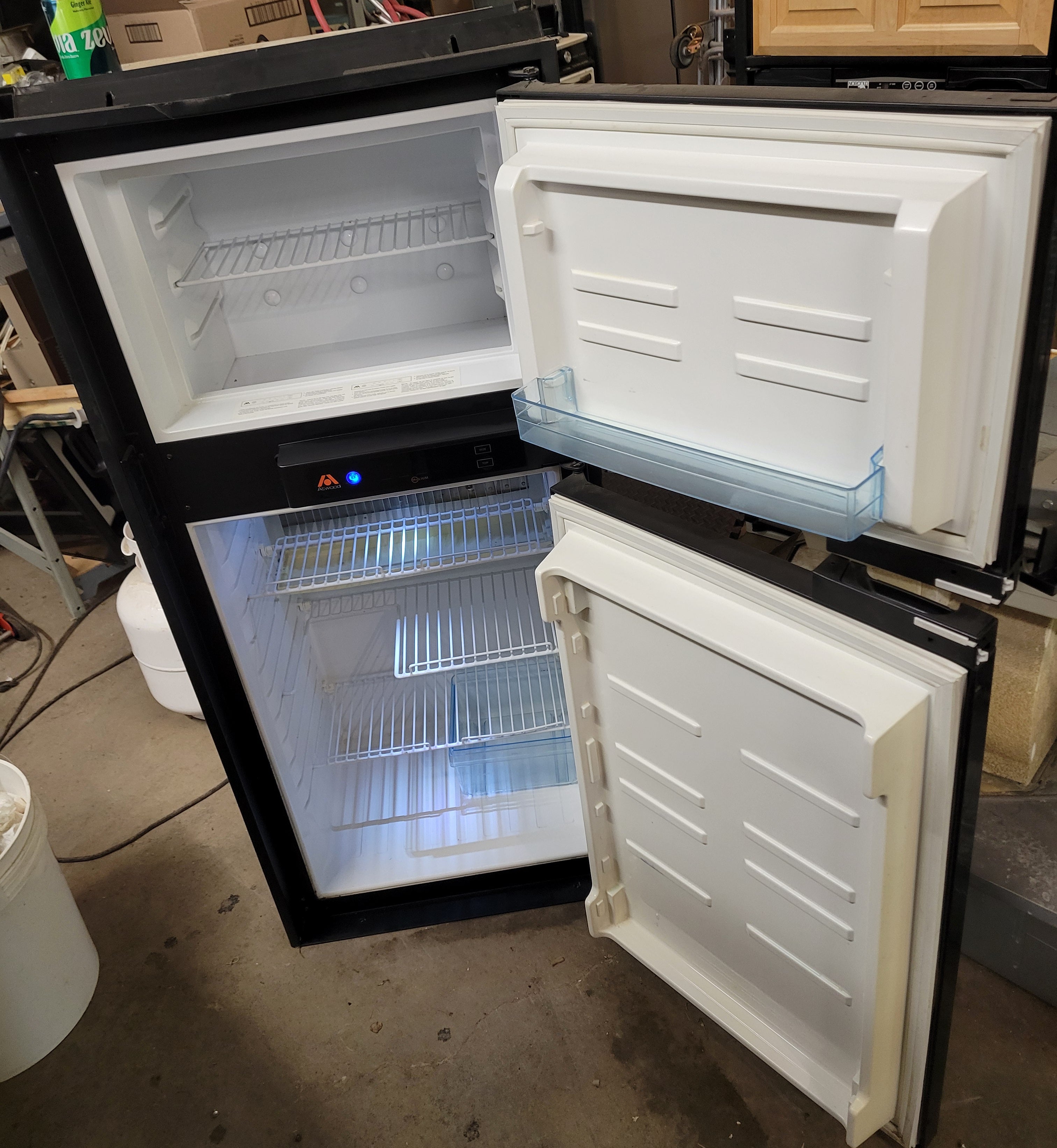 RV Atwood Helium Fridge HE06-01 Propane and Electric