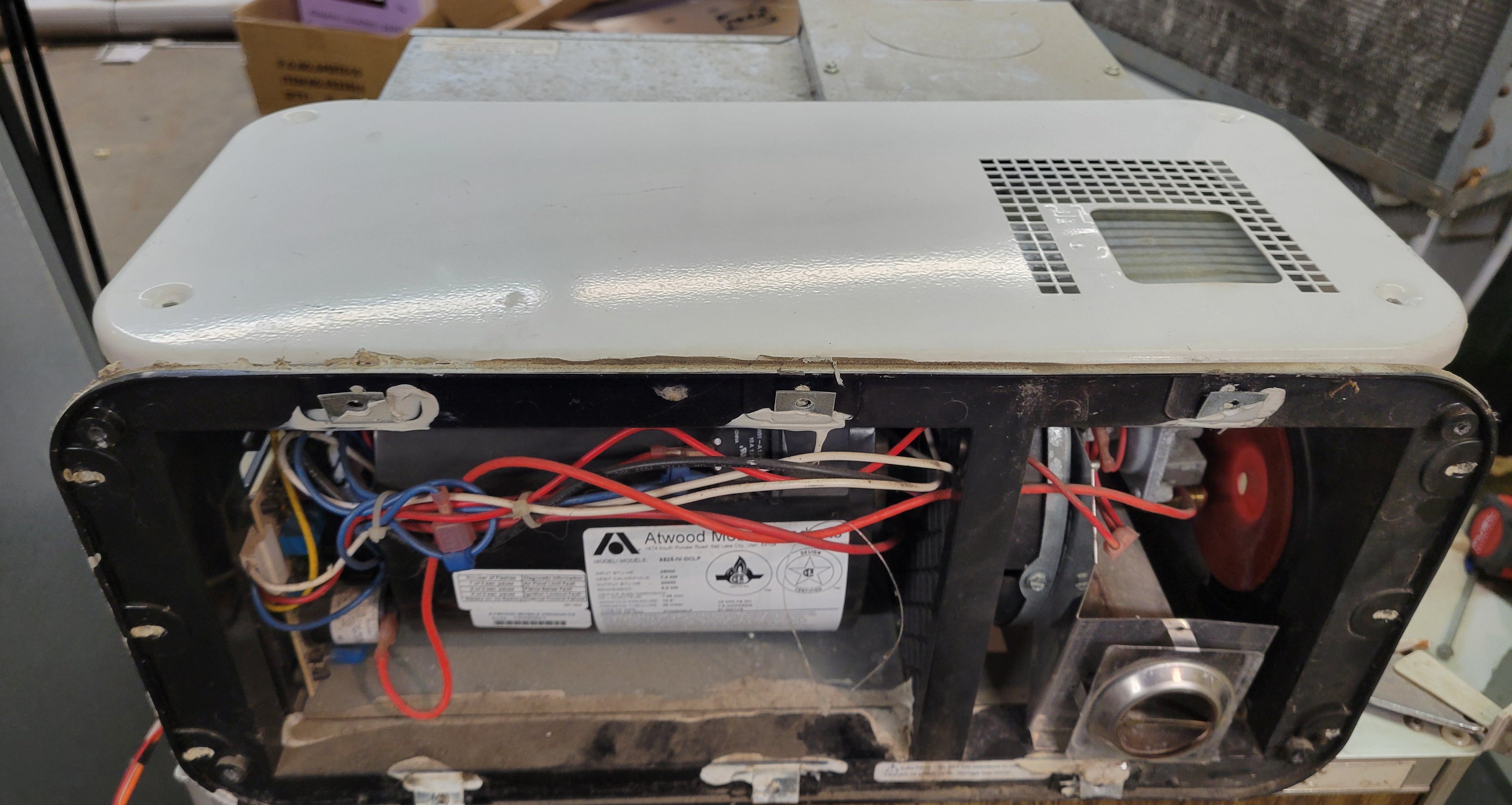 Atwood RV Propane Furnace 25000 BTU 8525-IV-DCLP