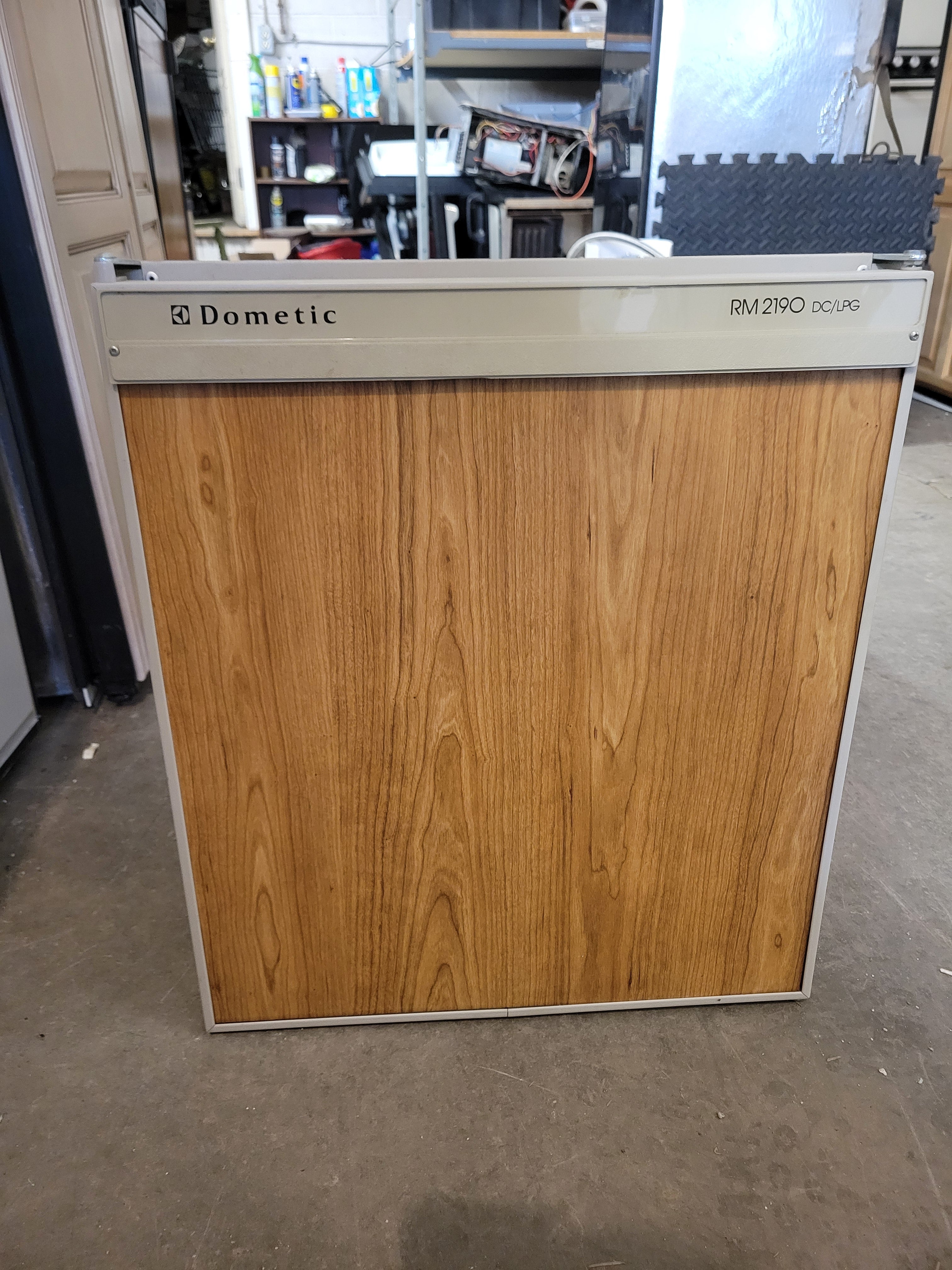 Dometic RM2190 DC/LP RV Fridge – 12V & Propane