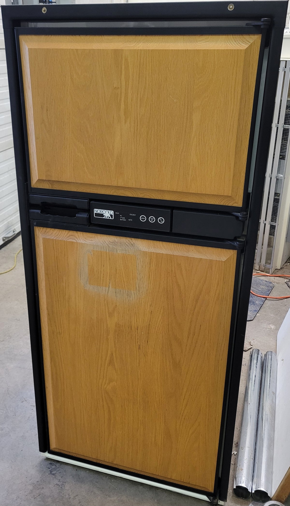 PROPANE Refrigerator & 110v Norcold 9162 6 cubic