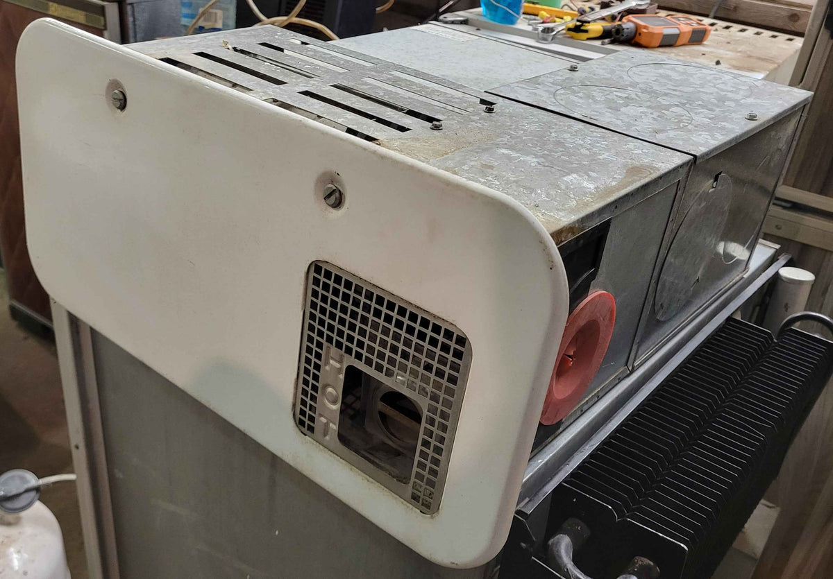 Atwood 8525-III DCLP RV Propane Furnace – Forced Air
