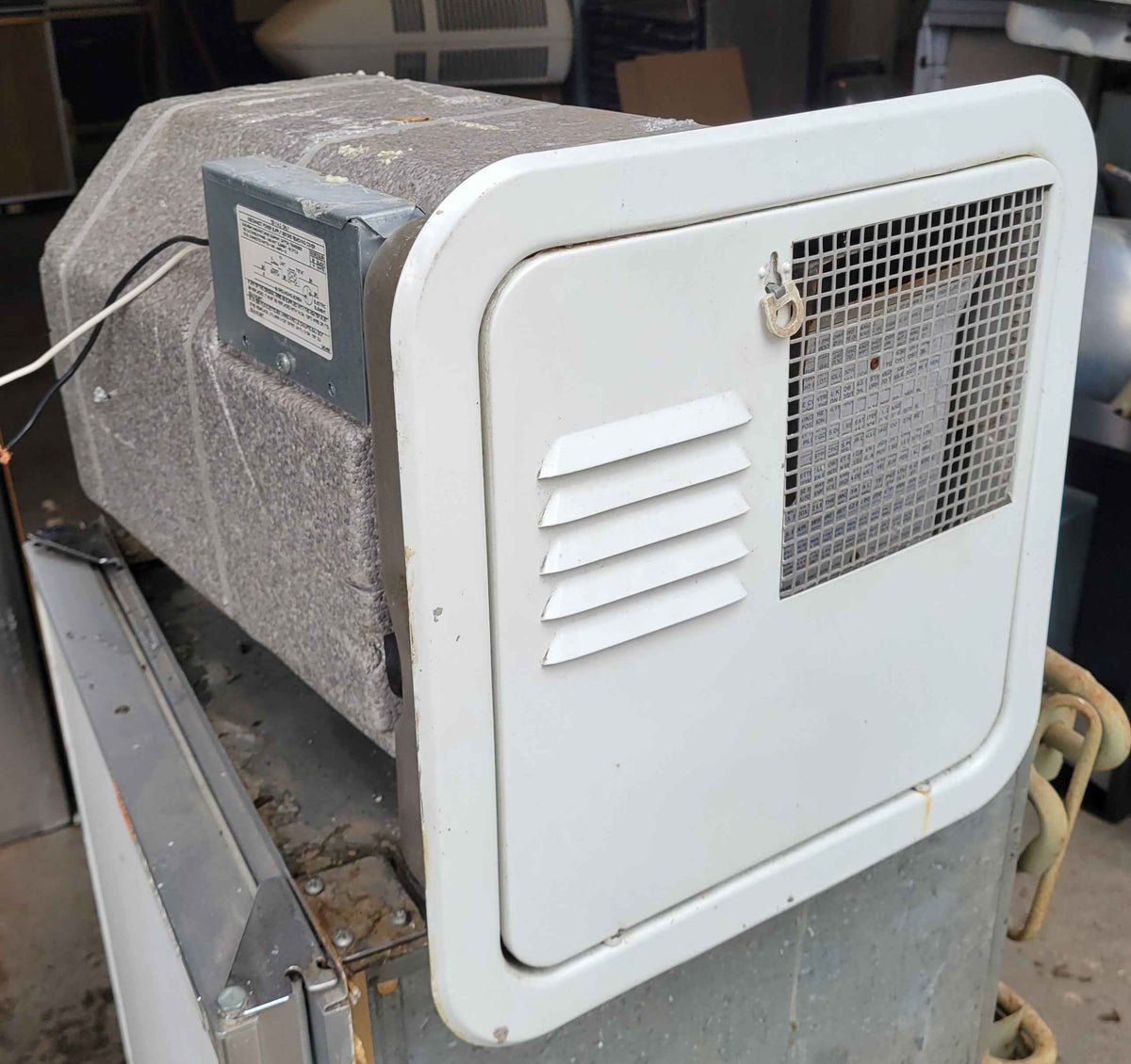 RV Propane/110V Water Heater 6 Gallon Suburban SW6PE