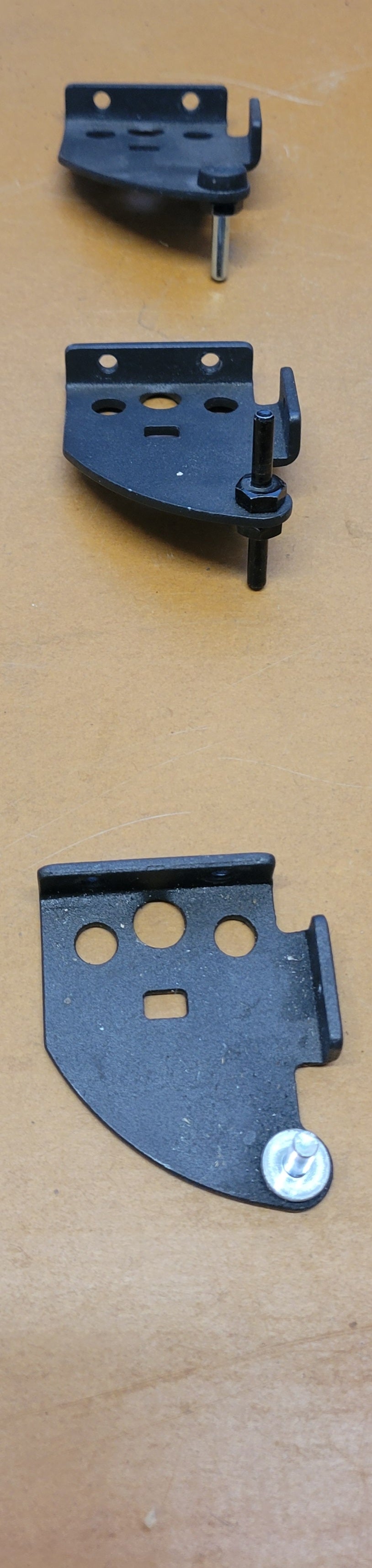 Dometic RV Refrigerator Door Hinge Kit – Right-Hand Opening – Black