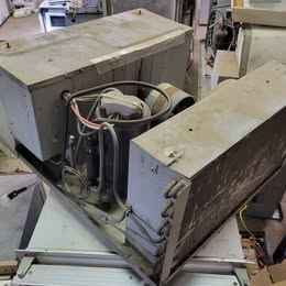 Coleman Mach 6757C707 13,500 BTU RV Air Conditioner w/ Heat – Used