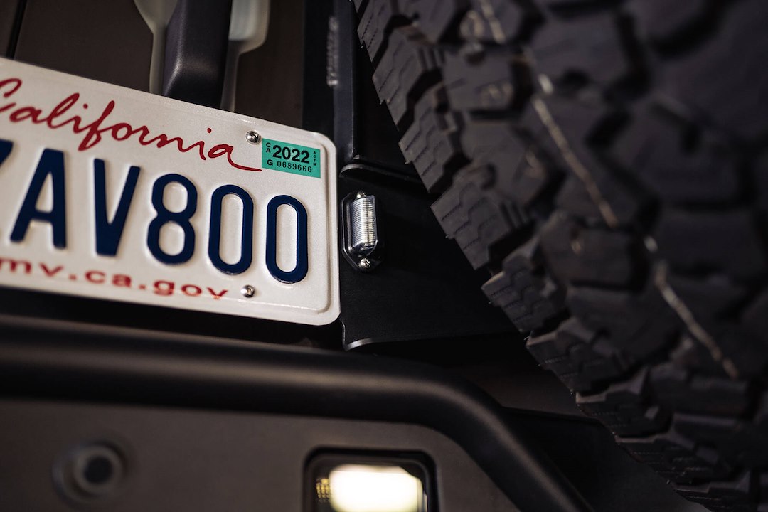 DV8 Offroad LPBR-03 Bronco Rear License-Plate Relocation