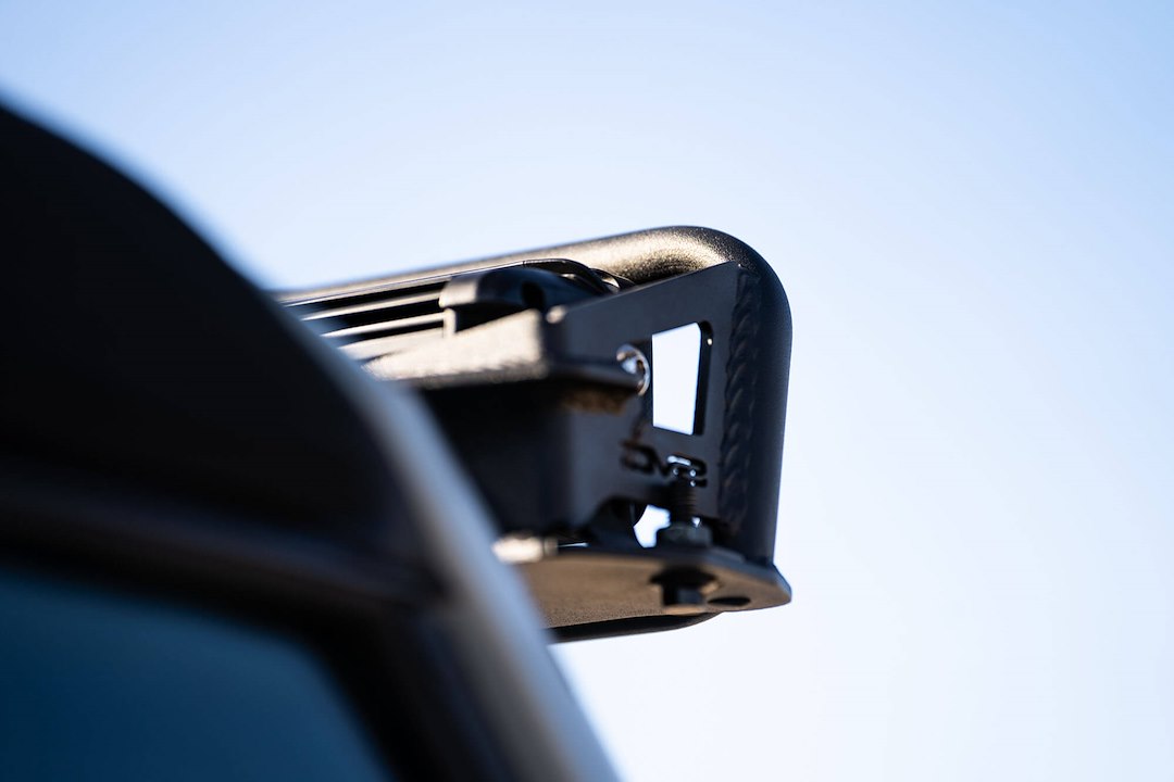 DV8 Offroad LBBR-01 Straight LED Light-Bar Mount Kit