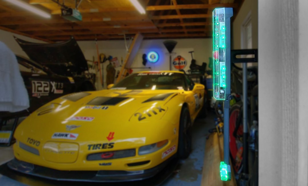 STKR Concepts 00135 Side Garage Parking Sensor