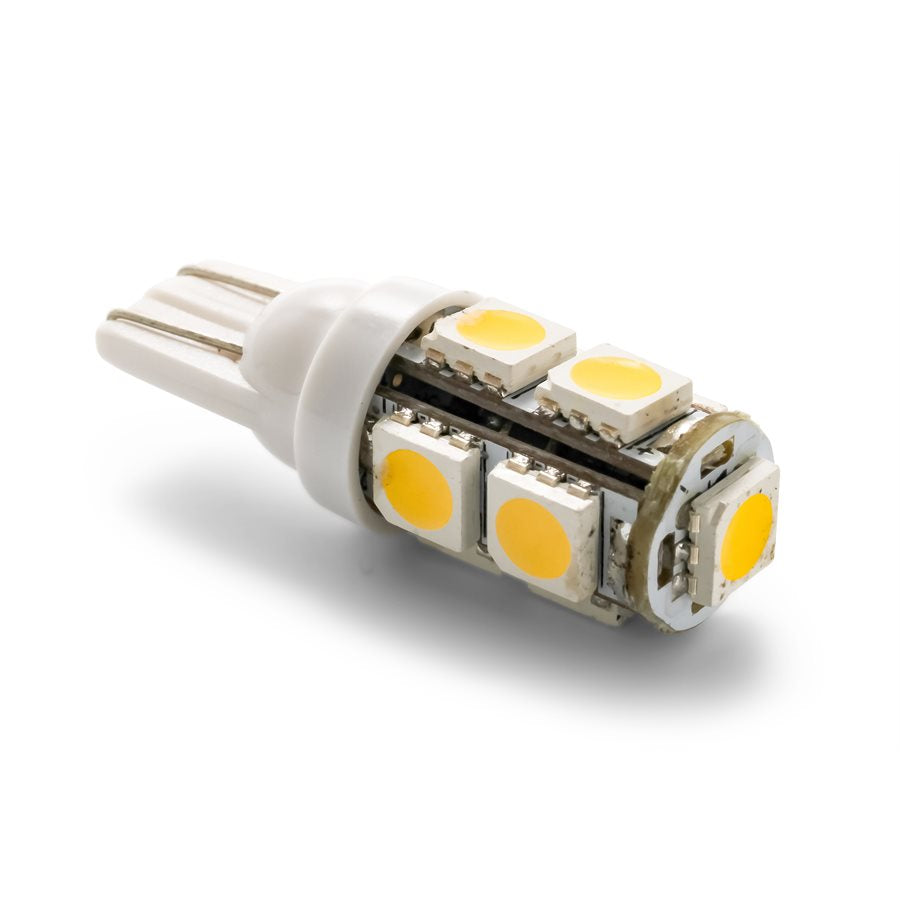 Camco Backup Light Bulb – LED (54623) – Voltage Rating: 12 Volt