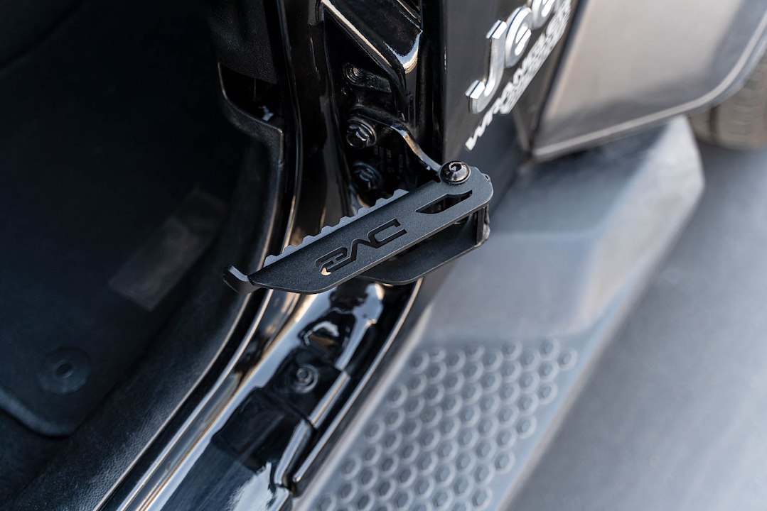 DV8 Offroad STJL-05 Jeep Wrangler/Gladiator Foot Rest
