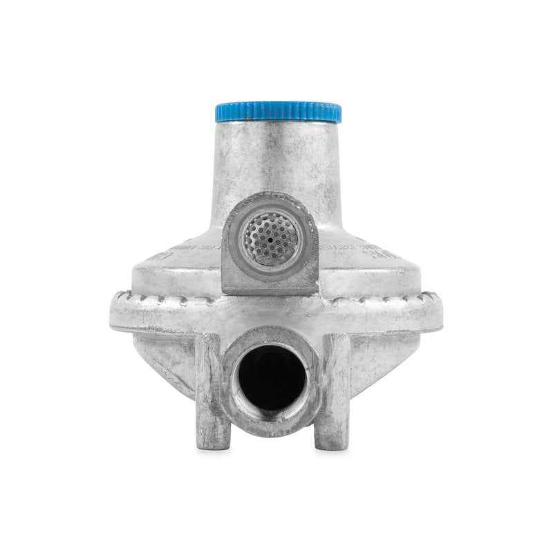 Camco 59312 RV Two-Stage Propane Regulator – Vertical Mount