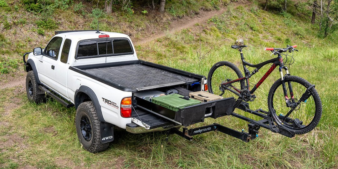 Decked YT12 Key-Locking Midsize Single-Drawer System