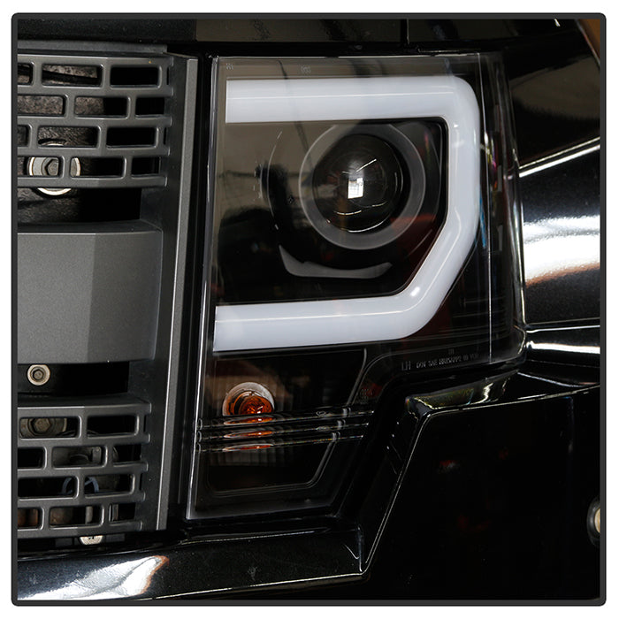 Spyder 5077592 Signature Halogen Projector Headlight