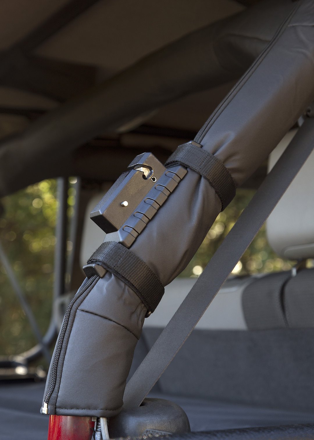 Rugged Ridge 11238.40 Fire Extinguisher Mount - image 9