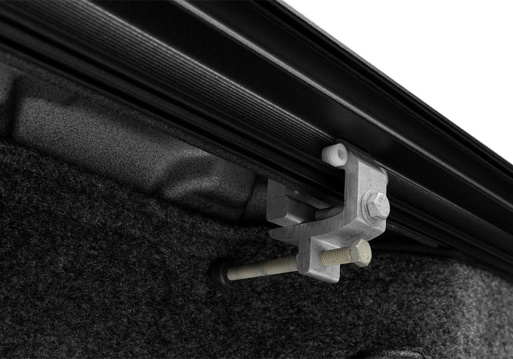 Retrax T-60482 RetraxONE XR Tonneau Cover for Chevy/GMC 1500
