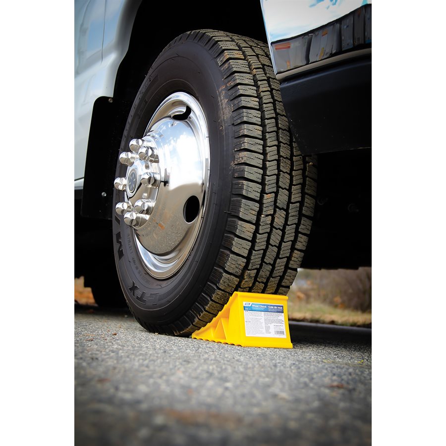 Camco Wheel Chock (44432) – Length: 4-1/2 Inch