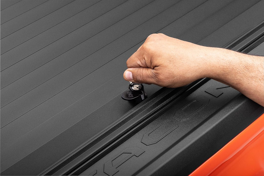 Roll-N-Lock 532A-XT A-Series XT Aluminum Tonneau