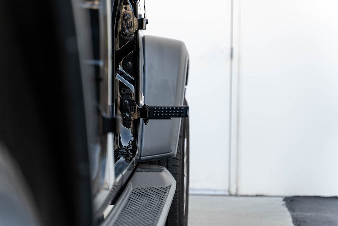 DV8 Offroad STJL-05 Jeep Wrangler/Gladiator Foot Rest