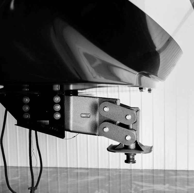 Gen-Y EXECUTIVE Torsion Flex Fifth Wheel Pin Box GH-8051 – 30000 lb King Pin