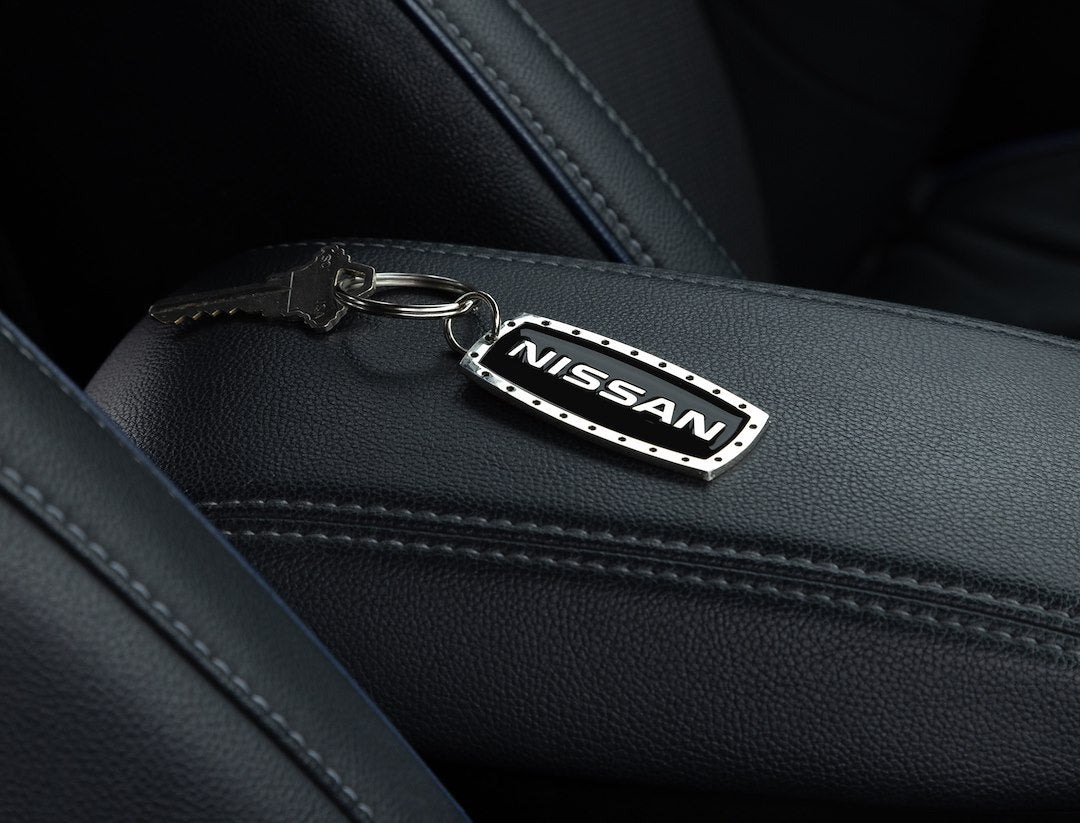 Plasticolor 004518R01 Nissan Metal Logo Key Chain