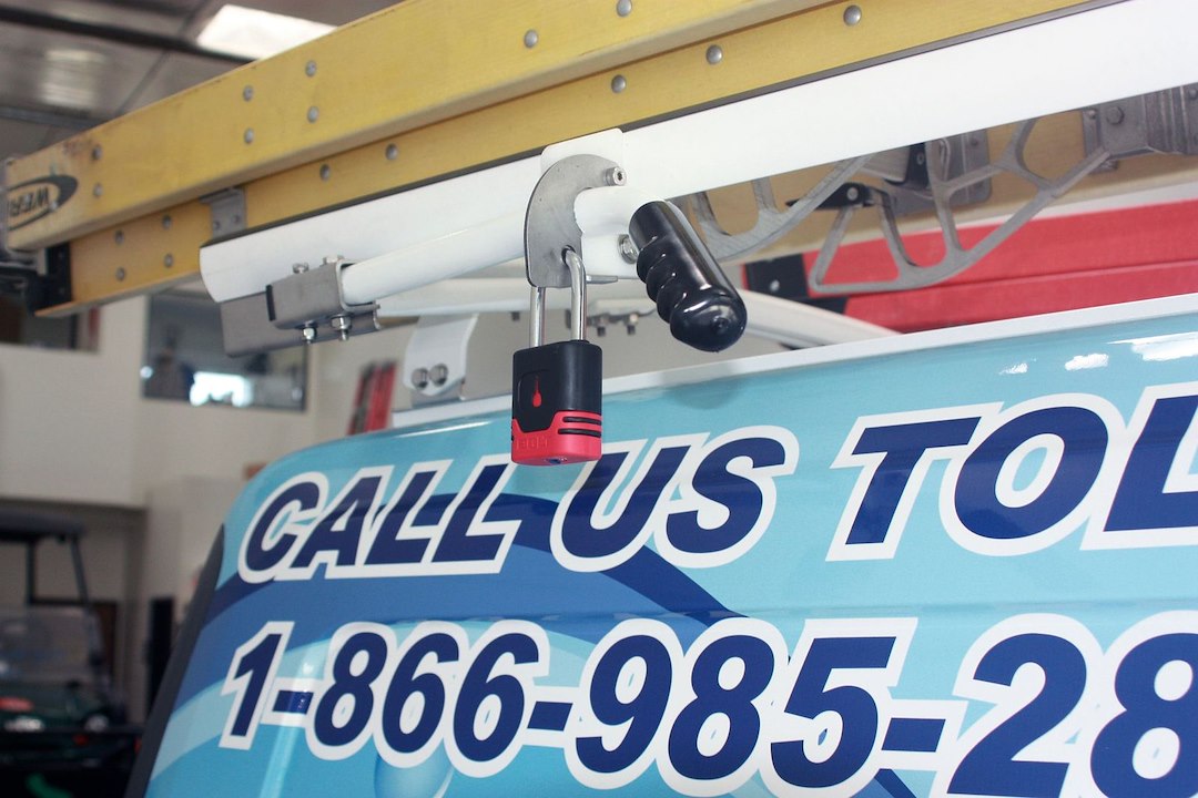Bolt Locks/ Strattec Security 7023540 Padlock - image 9