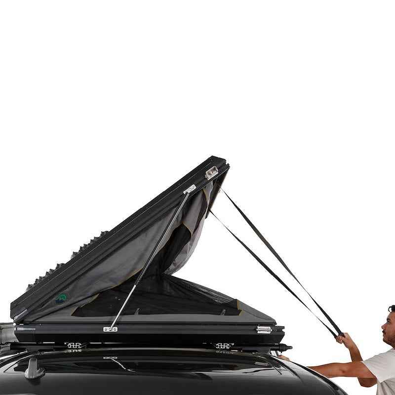 Overland Vehicle Systems 18109901 Mamba III Hard Shell Roof Top Tent