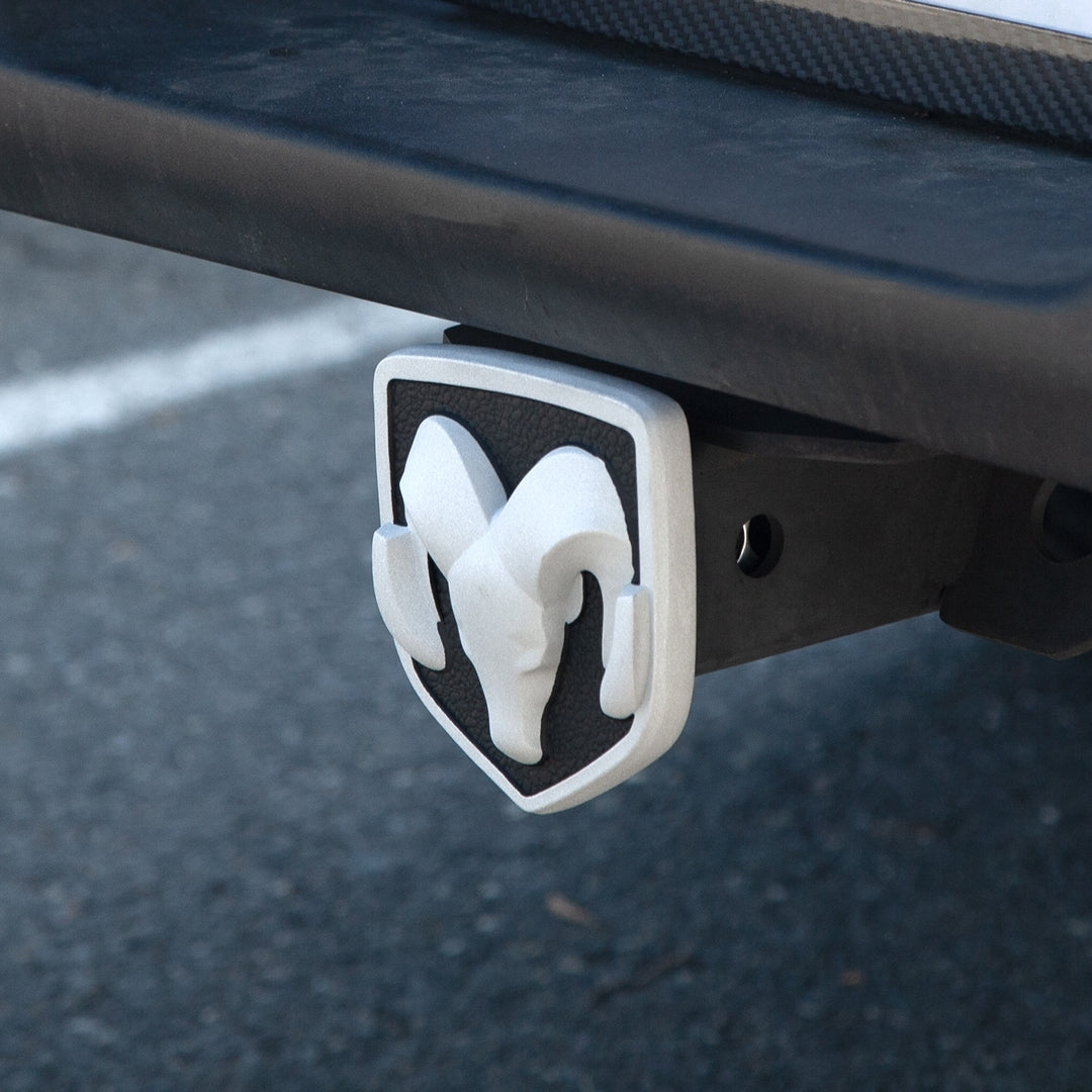 Plasticolor 002294R01 Ram Head Hitch Cover