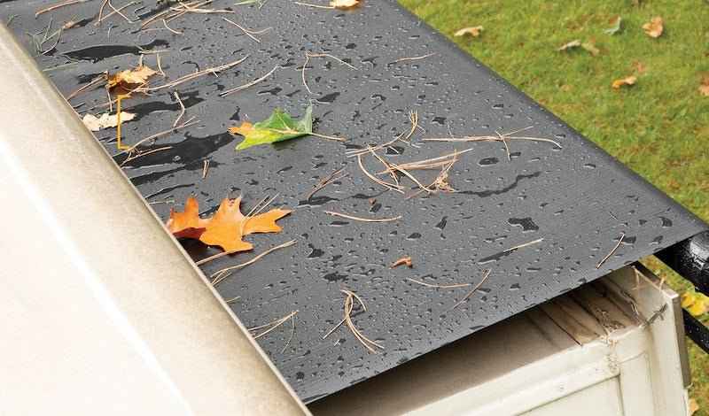 Solera 169" (14 ft 1 in) RV Slide Topper Awning – Black Vinyl - V000168112