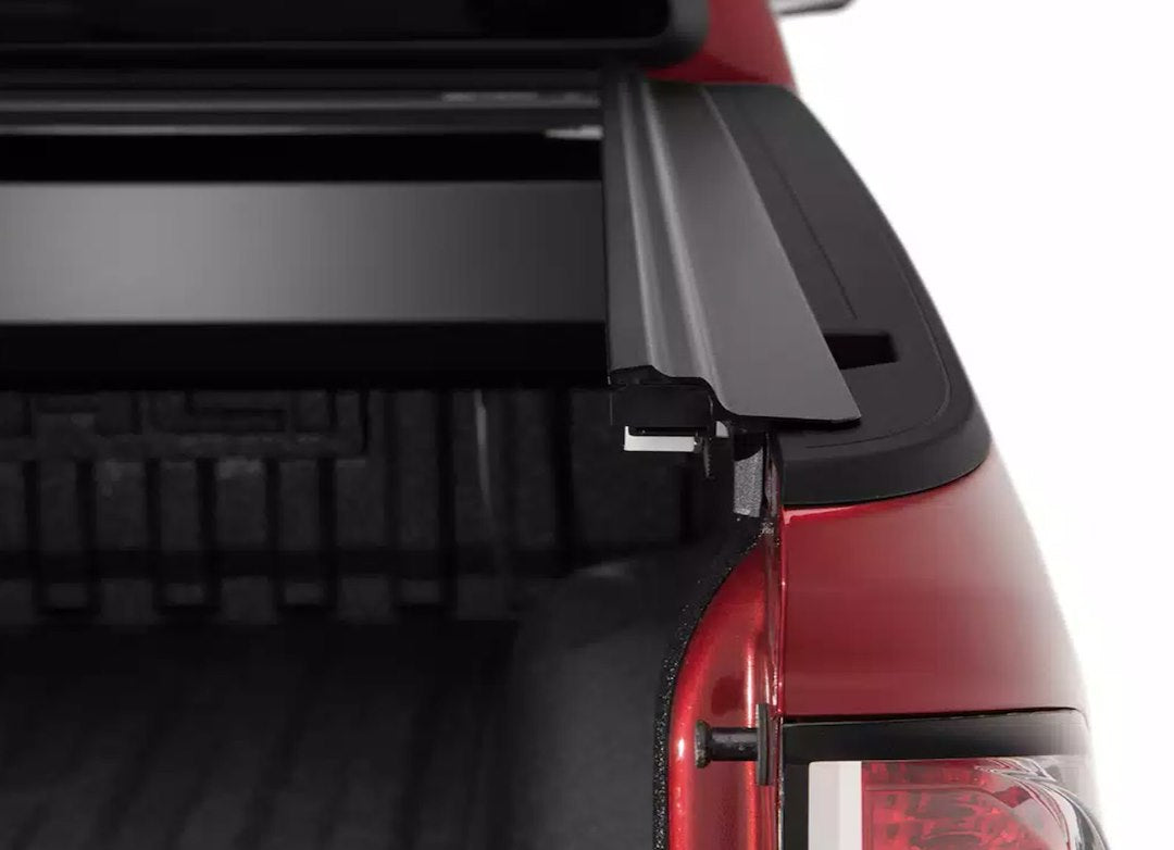 Retrax 80337rtx RetraxPRO MX Matte Black Tonneau Cover