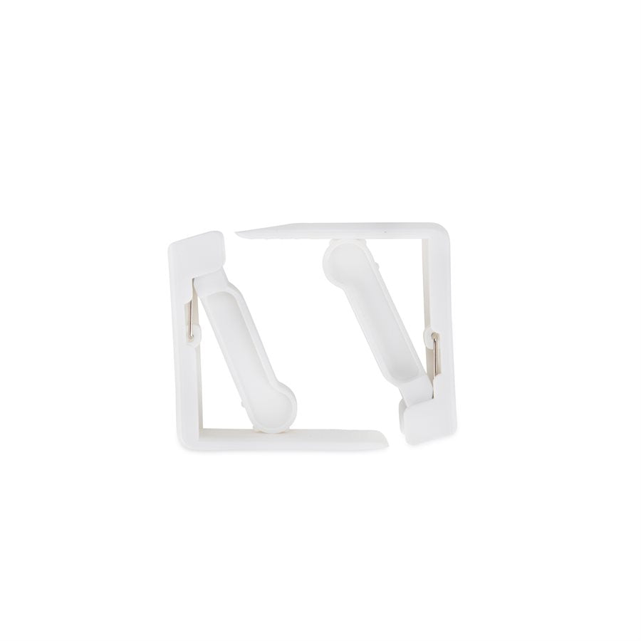 Camco Tablecloth Clamp (51077) – Material: Plastic