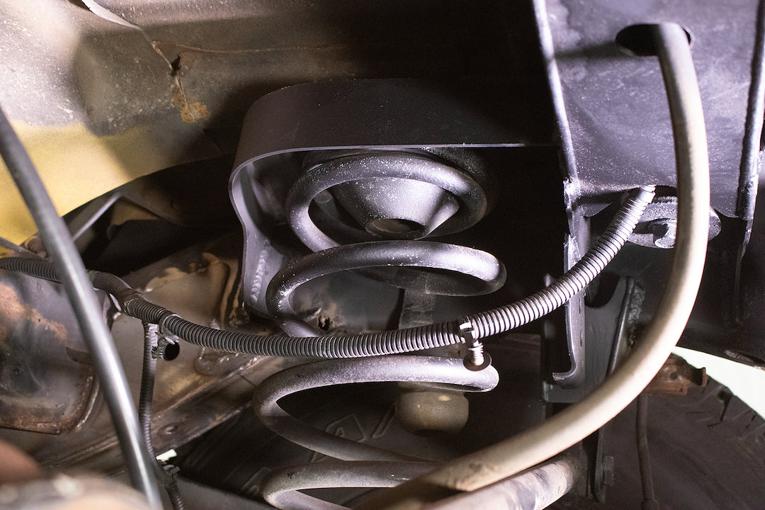 Kentrol Rb5049r JK Wrangler Rear Coil Spring Frame Section