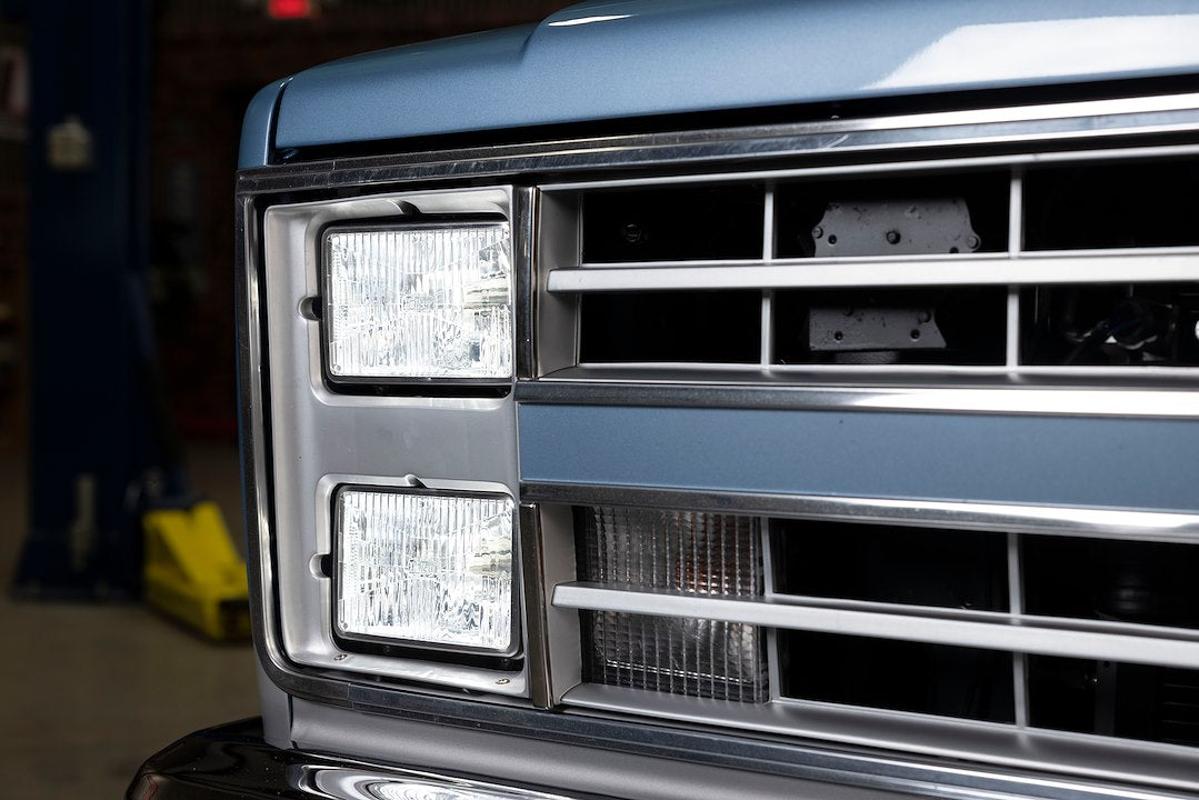 Holley Lfrb140-1 RetroBright Modern White Headlight Conversion Kit