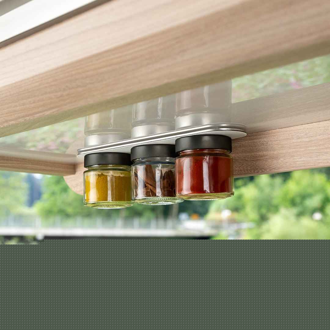 Silwy Magnetic FM-125-WCS-SM Magnetic-Lid Spice Jar - 4.2 oz