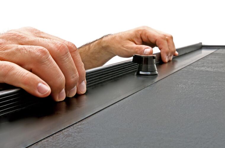 Roll-N-Lock LG220M M-Series Tonneau for Chevy/GMC Extra Short Bed