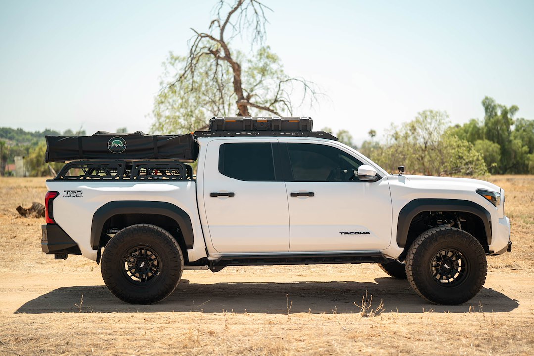 DV8 Offroad RRTT1-04L Tacoma Light-Bar Mount Kit