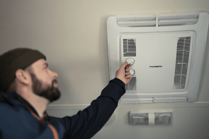 Dometic FreshJet 3 A/C Ceiling Assembly – Non-Ducted, Manual - FJXADBM