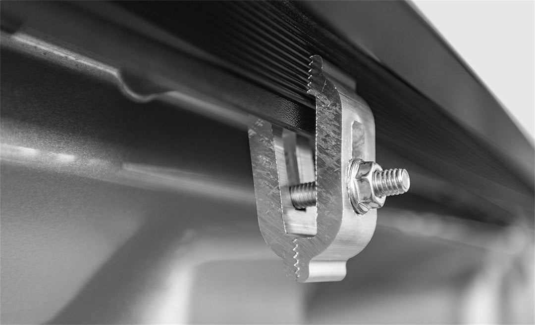 ACCESS Covers LOMAX® STANCE™ Aluminum Tailgate Handle Lock Tonneau Cover G3020099 - image 9