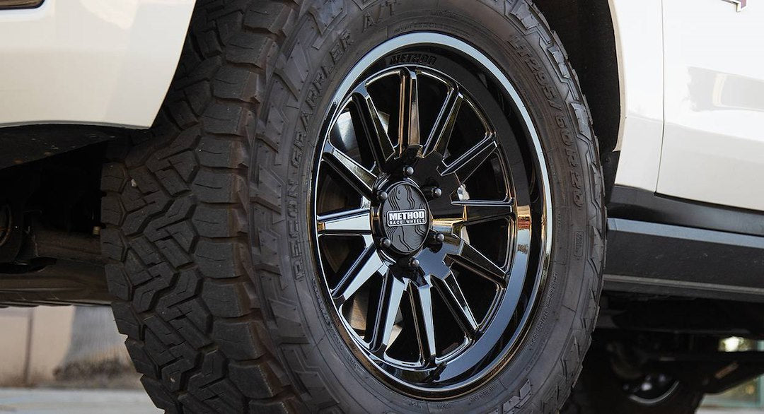 Method Race Wheels MR323785601325 MR323 17x8.5 Wheel