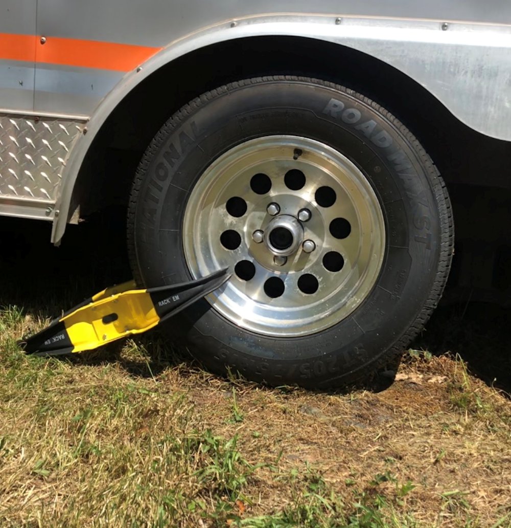 Rack-Em Ra-25 Trailer Wheel Locking Boot - image 7