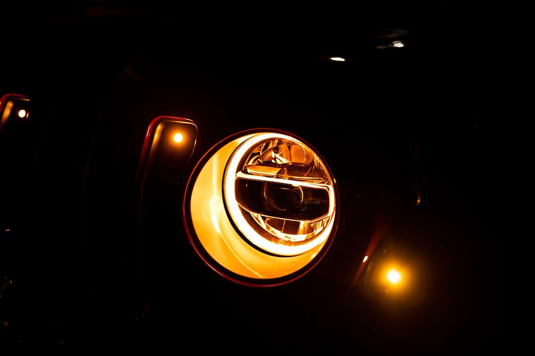 DV8 Offroad HLCJL-01 Jeep LED Projector Headlights