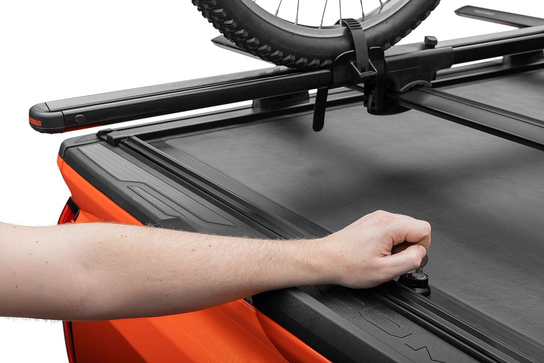 Roll-N-Lock 532M-XT M-Series XT Key-Lock Tonneau