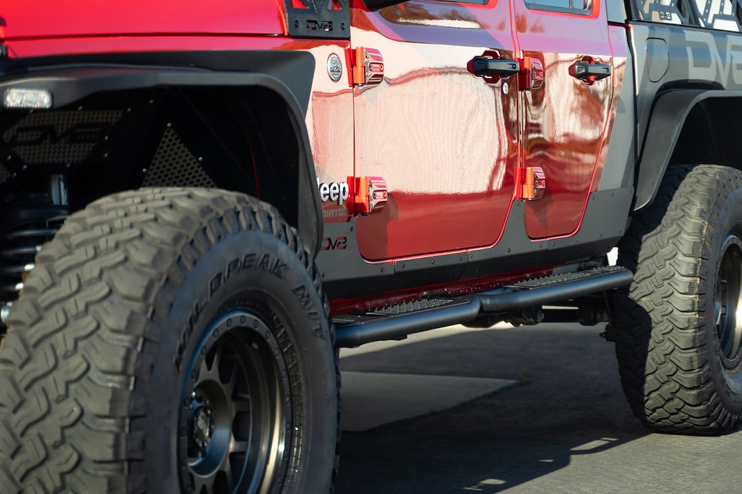 DV8 Offroad SRGL-09 Gladiator JT Rocker-Panel Guards
